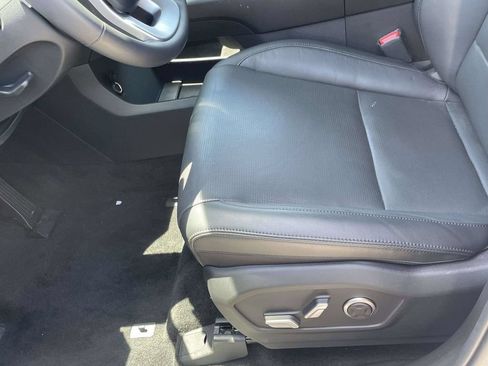 Used 2026 Hyundai Santa Fe Limited AWD/4WD image 13