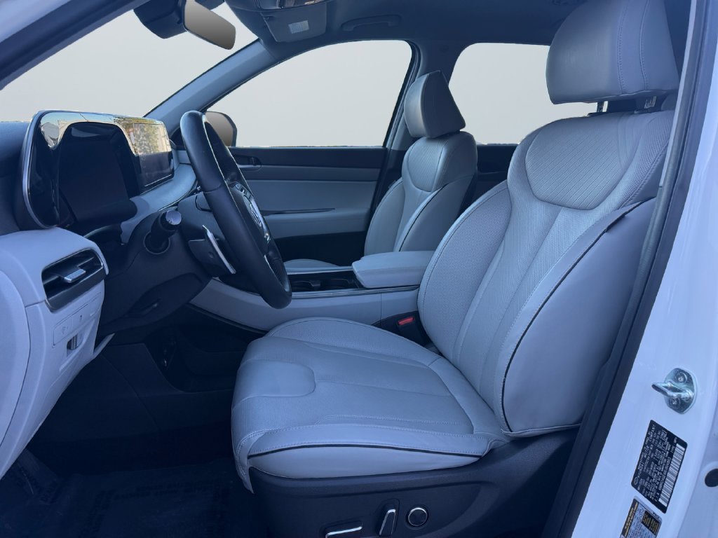 Used 2024 Hyundai Palisade SEL FWD image 9