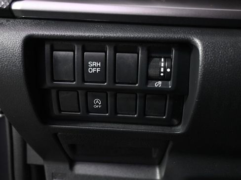 Used 2024 Subaru Forester Premium AWD/4WD image 24