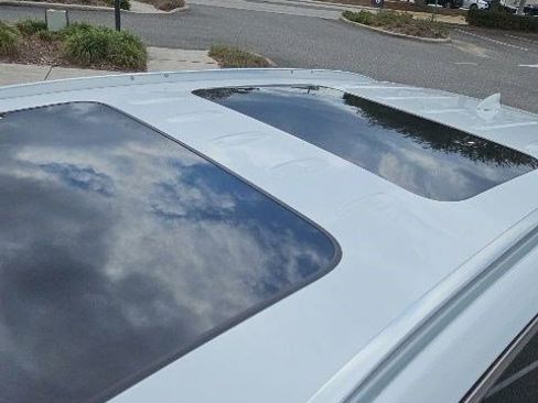 Used 2020 Buick Enclave Essence w/ LPO, Floor Liner Package FWD image 12