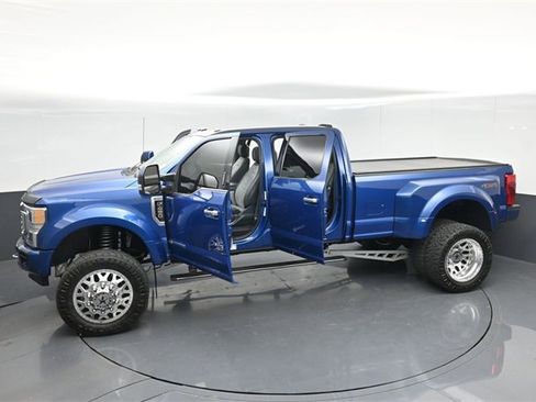 Used 2022 Ford F450 Limited image 62