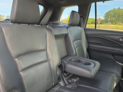 Used 2019 Honda Passport EX-L image 12