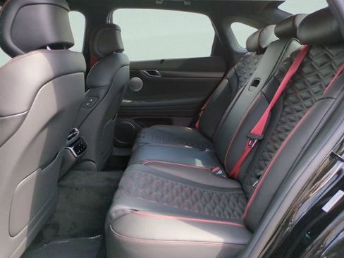 Certified 2025 Genesis G80 3.5T Sport Prestige image 10