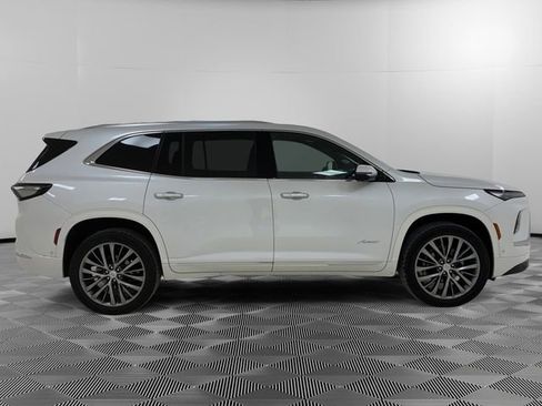 Certified 2025 Buick Enclave Avenir w/ Super Cruise Package image 2