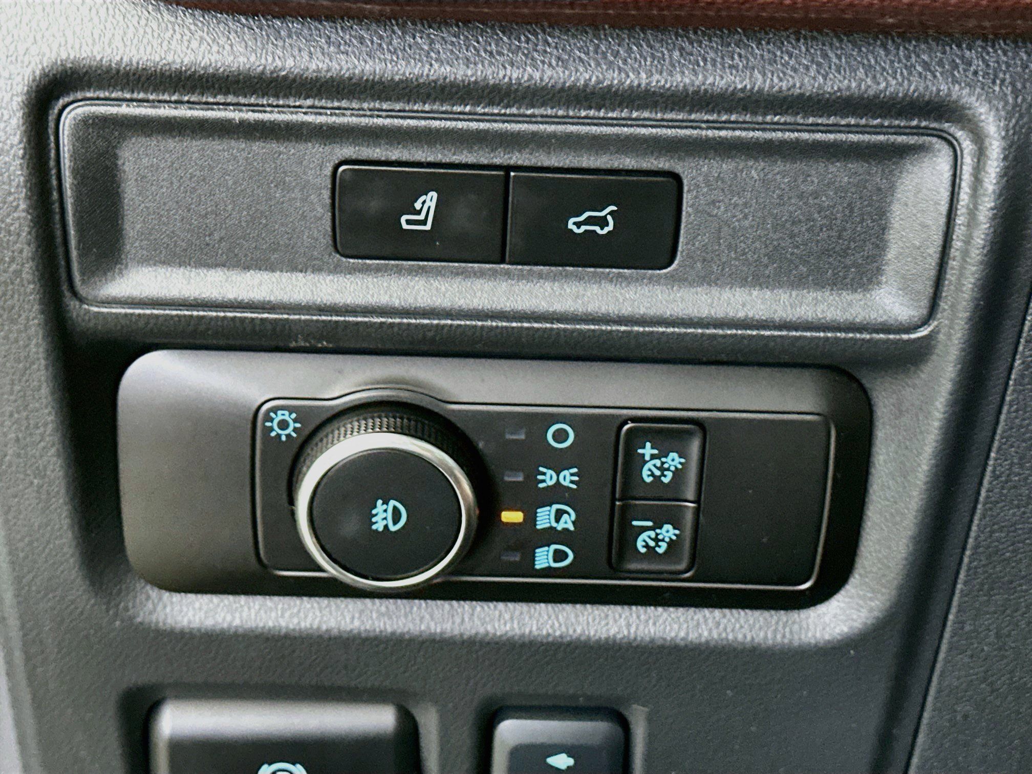Used 2024 Ford Expedition Limited RWD image 17
