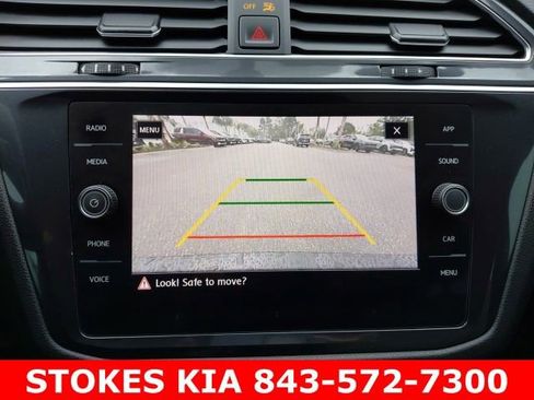 Used 2020 Volkswagen Tiguan SE R-Line image 16