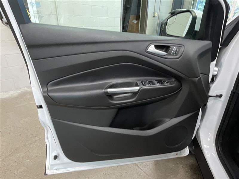 Used 2017 Ford Escape SE AWD/4WD image 10
