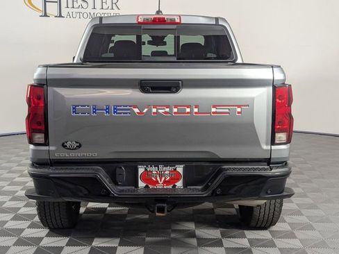 Used 2024 Chevrolet Colorado Trail Boss w/ Technology Package AWD/4WD image 6
