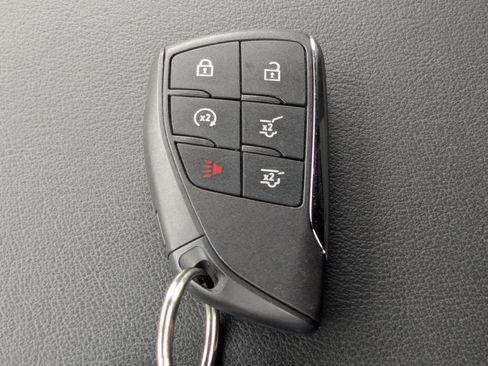 Certified 2025 Chevrolet Suburban Z71 AWD/4WD image 42
