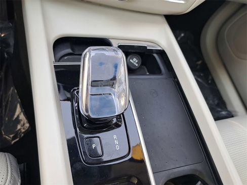 Used 2022 Volvo XC60 B6 Inscription w/ Advanced Package image 15