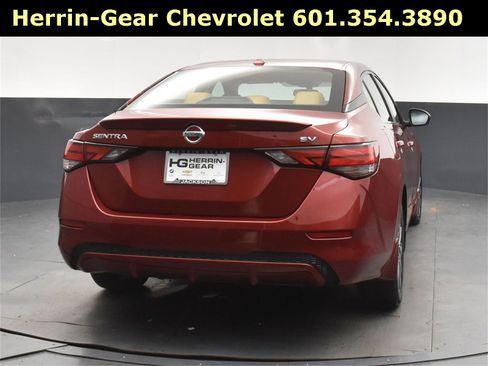 Used 2020 Nissan Sentra SV w/ SV Premium Package image 7
