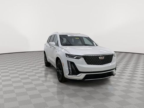 Certified 2024 Cadillac XT6 Luxury w/ LPO, Floor Liner Package AWD/4WD image 2