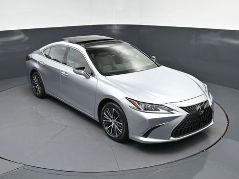 Certified 2025 Lexus ES 350 w/ Premium Package image 1