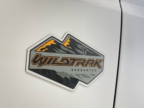 Used 2023 Ford Bronco Wildtrak AWD/4WD image 14