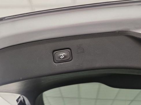 Used 2022 Ford Edge SEL w/ Convenience Package image 22