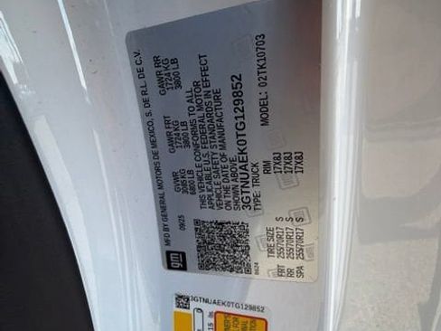 Used 2026 GMC Sierra 1500 Pro w/ 1SA Safety Plus Package AWD/4WD image 22