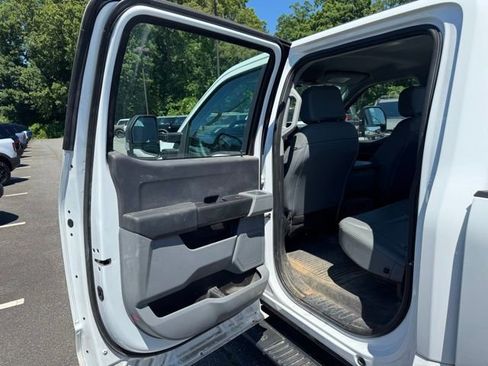 Used 2023 Ford F250 XL w/ XL Driver Assist Package AWD/4WD image 14