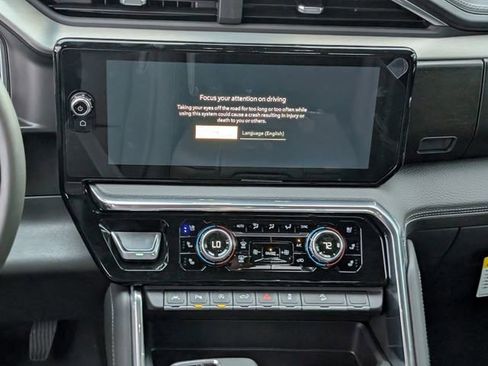 New 2026 GMC Sierra 1500 Denali w/ Technology Package AWD/4WD image 11