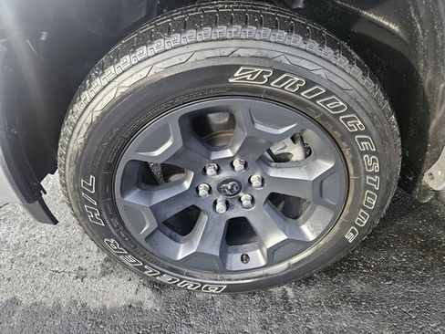 Used 2025 RAM 1500 Big Horn image 32