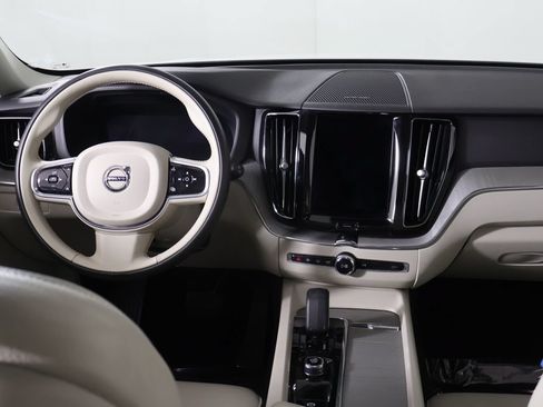 Used 2023 Volvo XC60 B5 Plus w/ Protection Package Premier AWD/4WD image 33