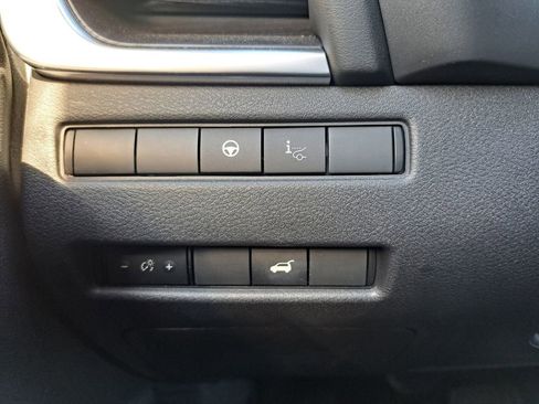 Used 2023 Nissan Rogue Platinum w/ Platinum Premium Package image 15