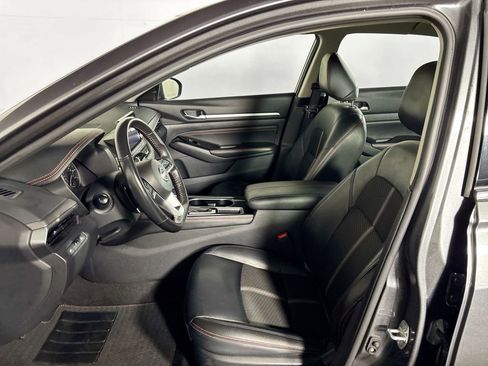 Used 2023 Nissan Altima 2.5 SR image 11