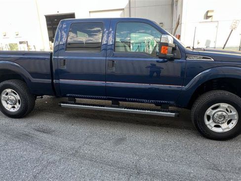 Used 2011 Ford F250 XLT w/ XLT Appearance Pkg AWD/4WD image 19