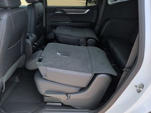 New 2026 GMC Acadia Elevation w/ Black Edition FWD image 38
