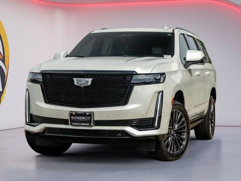 Used 2022 Cadillac Escalade Sport Platinum w/ LPO, ONYX Package AWD/4WD image 1