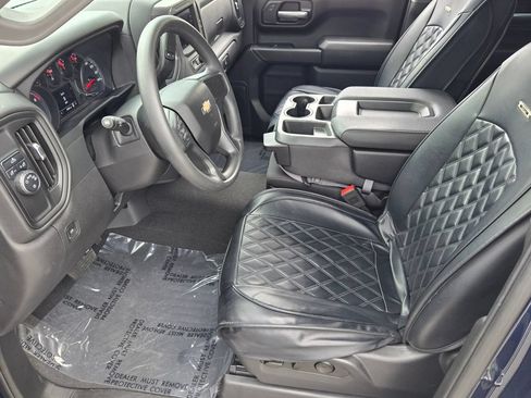 Used 2023 Chevrolet Silverado 1500 Custom RWD image 10