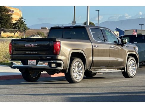 Used 2021 GMC Sierra 1500 SLT w/ SLT Convenience Package image 4