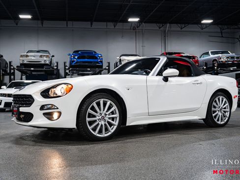 Used 2017 FIAT 124 Spider Lusso image 36