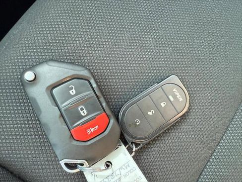 Certified 2021 Jeep Wrangler Unlimited Sport image 19