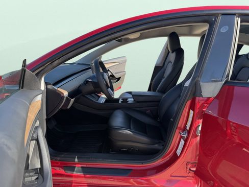 Used 2022 Tesla Model 3 Long Range image 14