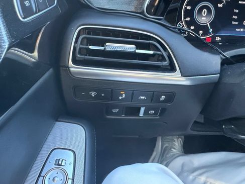 Used 2021 Hyundai Palisade Limited FWD image 23