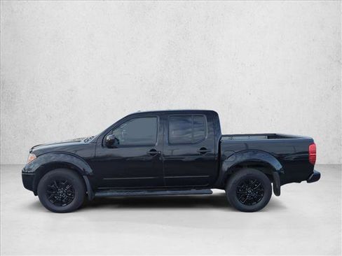 Used 2018 Nissan Frontier SV w/ Value Truck Package image 4