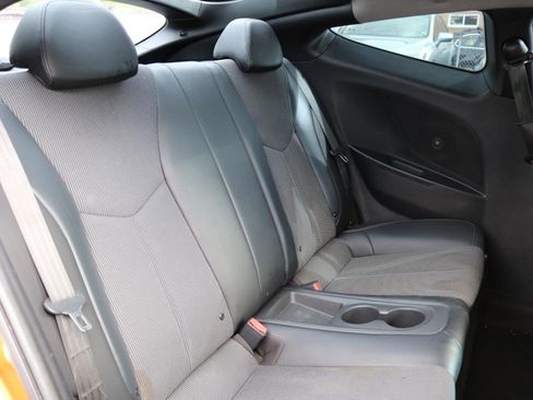 Used 2015 Hyundai Veloster w/ Option Group 03 FWD image 35