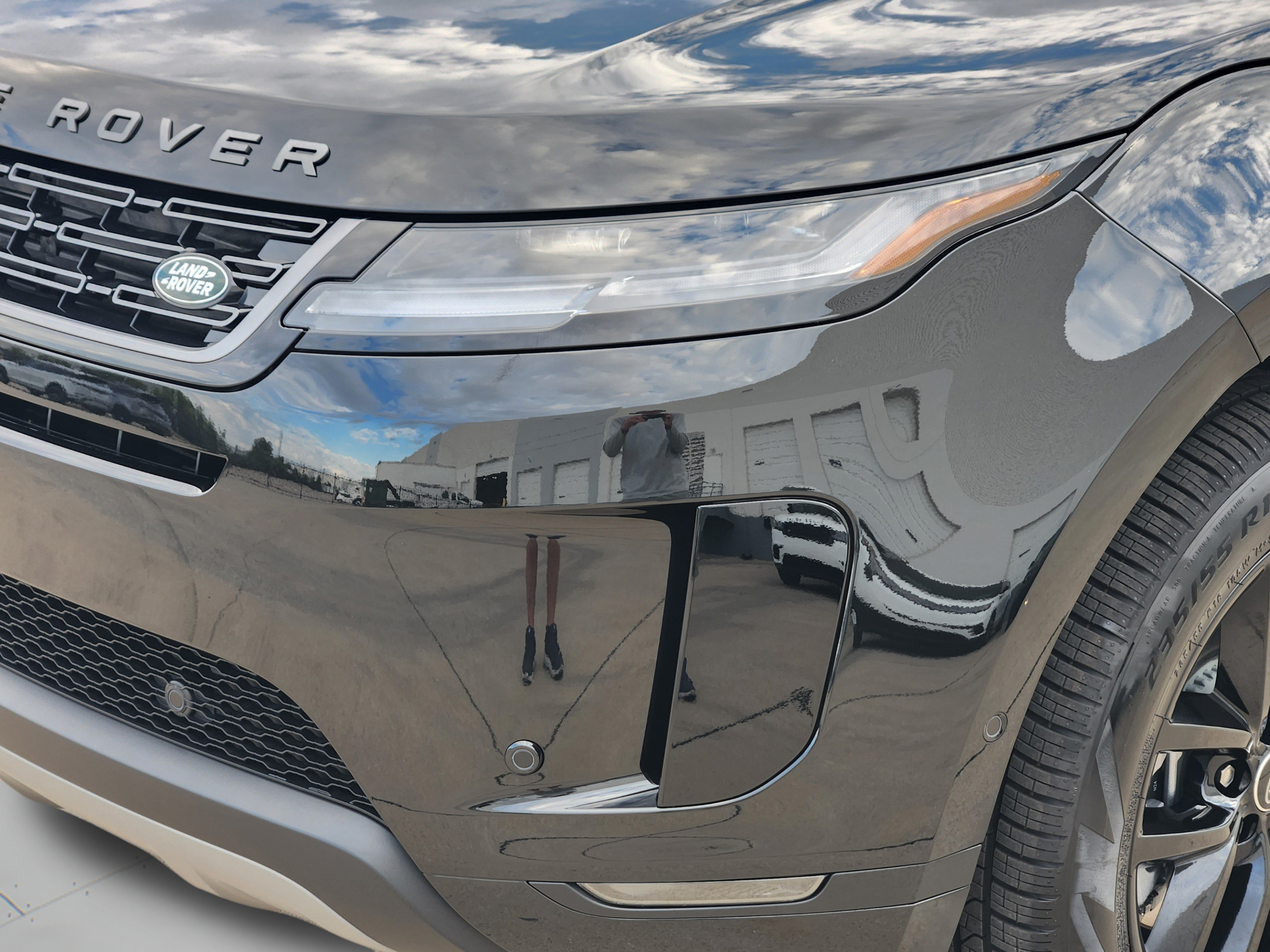 New 2026 Land Rover Range Rover Evoque S AWD/4WD image 9
