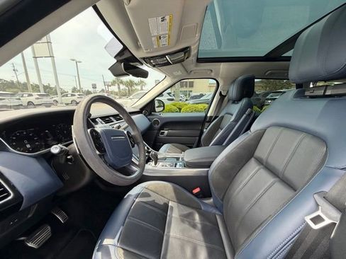 Used 2021 Land Rover Range Rover Sport HST image 12