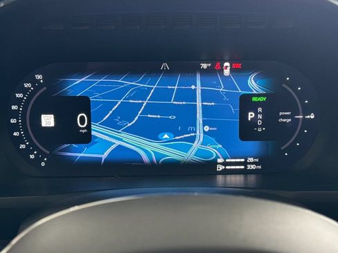 Certified 2023 Volvo XC90 T8 Plus AWD/4WD image 25