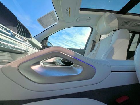 Certified 2024 Mercedes-Benz Maybach GLS 600 Maybach GLS 600 image 29