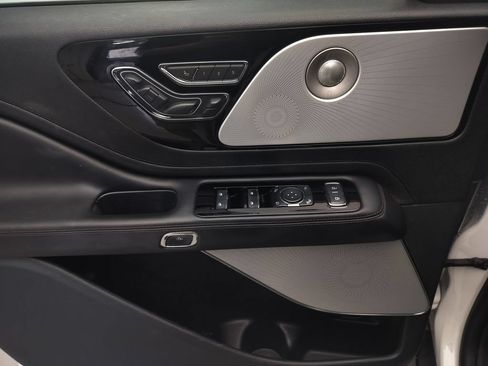 Used 2024 Lincoln Aviator Reserve w/ Equipment Group 201A AWD/4WD image 7