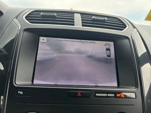 Used 2019 Ford Explorer XLT w/ Equipment Group 202A image 19