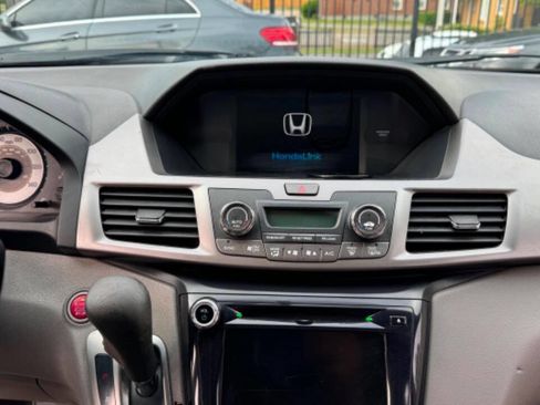 Used 2016 Honda Odyssey SE image 23