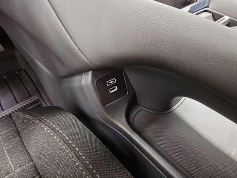 New 2027 Honda HR-V LX image 19