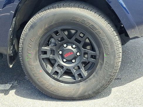 Used 2024 Toyota 4Runner SR5 Premium w/ Moonroof Package AWD/4WD image 8