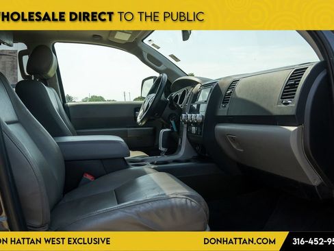 Used 2015 Toyota Sequoia Limited AWD/4WD image 27