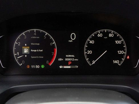 New 2025 Honda Pilot Touring image 29