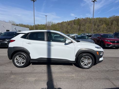 Used 2021 Hyundai Kona SE AWD/4WD image 6