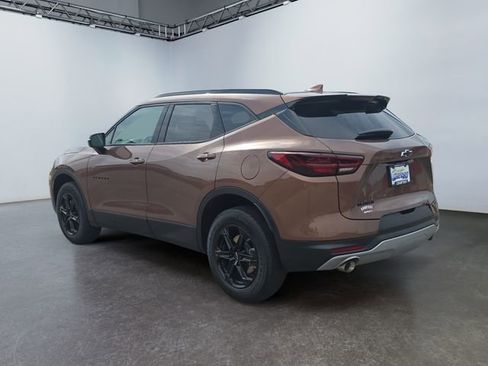Used 2023 Chevrolet Blazer LT w/ Midnight/Sport Edition FWD image 3